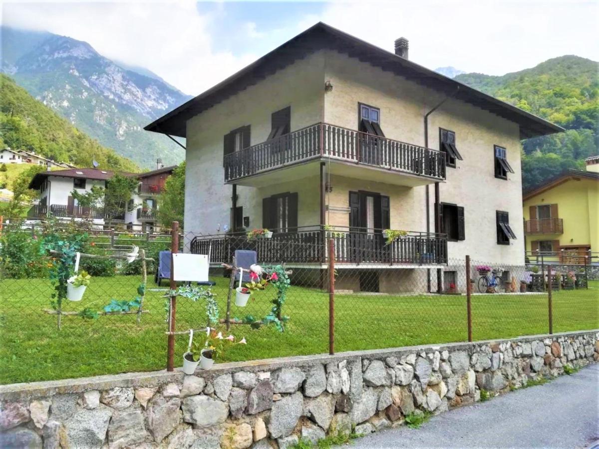 Ca' Albano Apartamento Mezzolago Exterior foto